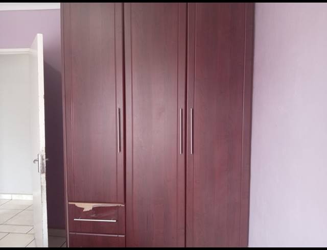 3 BEDROOM FREEHOLD FOR SALE IN LEACHVILLE